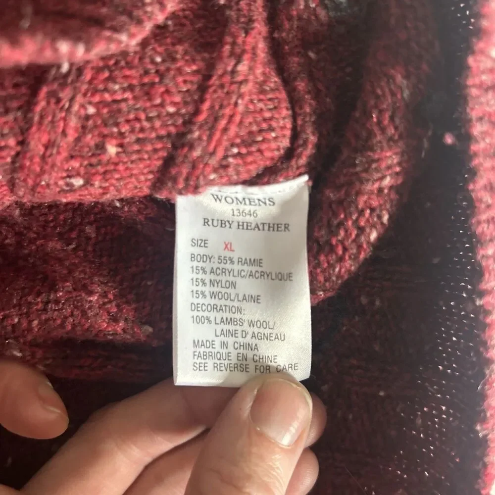 Vtg Woolrich Ruby Wool Blend Vneck Sweater XL 90s Preppy Grunge